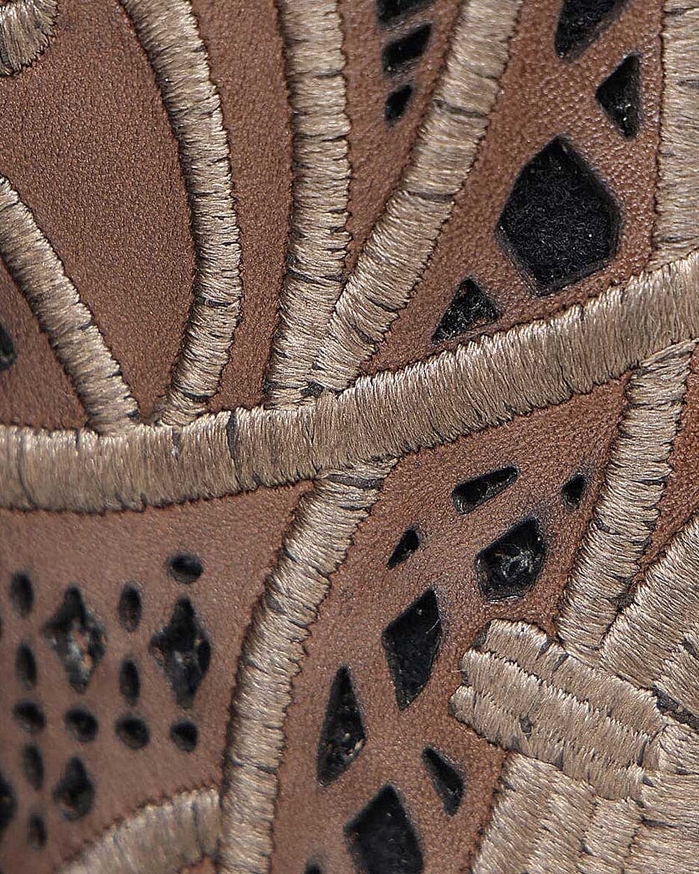 Ankle embroidered honey bootie