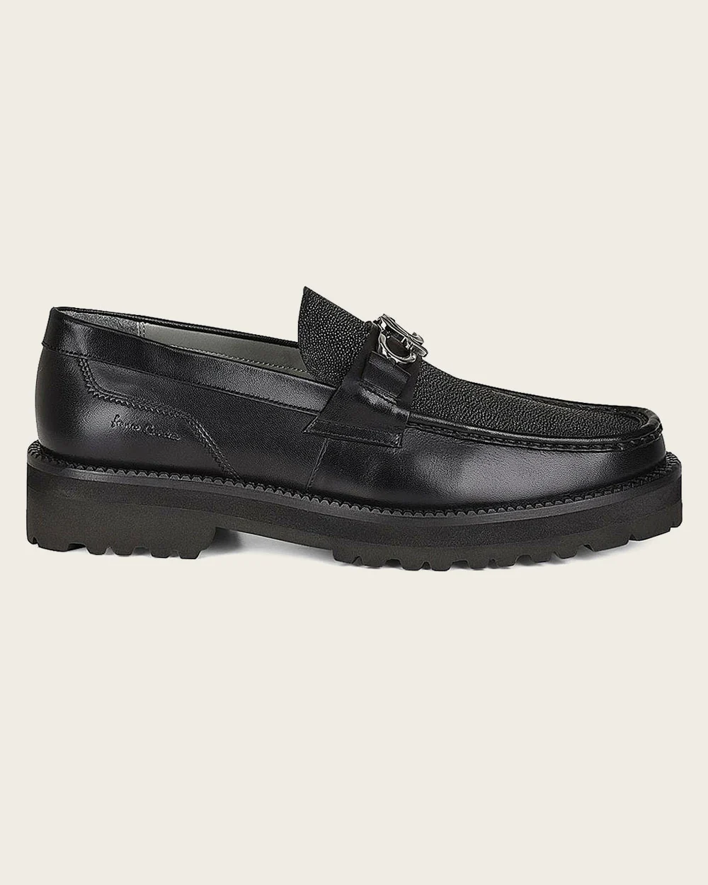 Mocasin black stingray shoe 15 Mocasin black stingray shoe
