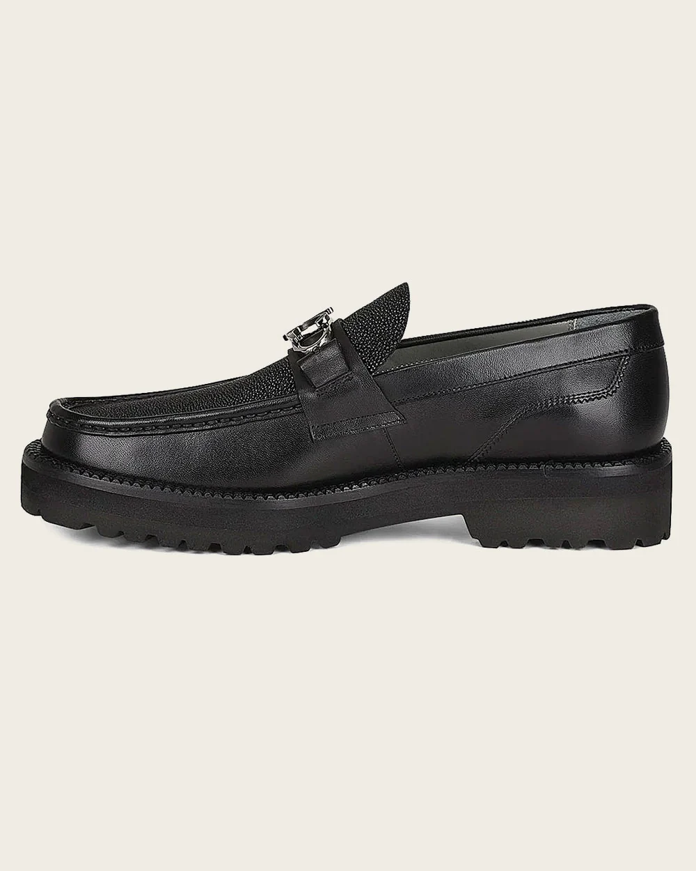 Mocasin black stingray shoe 5 Mocasin black stingray shoe
