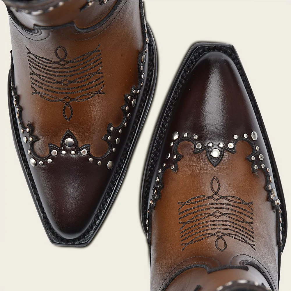 Ankle western style with studs brown bootie