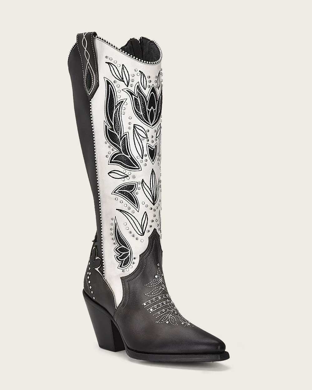 Oxford-Style Western Cowgirl Boots