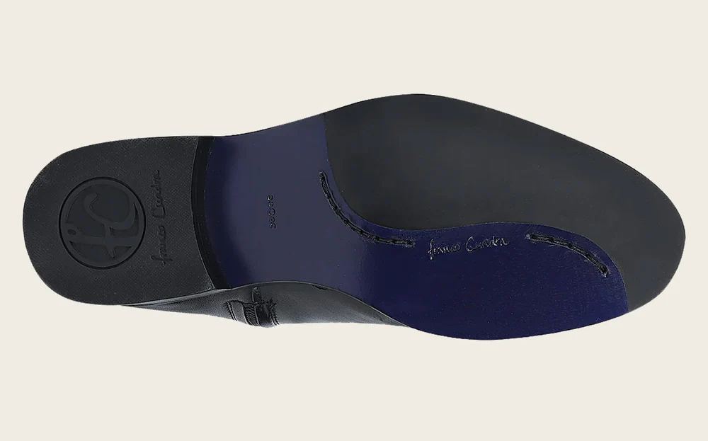 Riding style black bovine boot