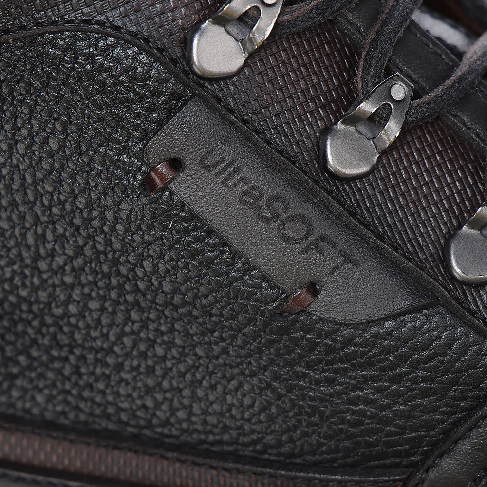 Urban black exotic bootie