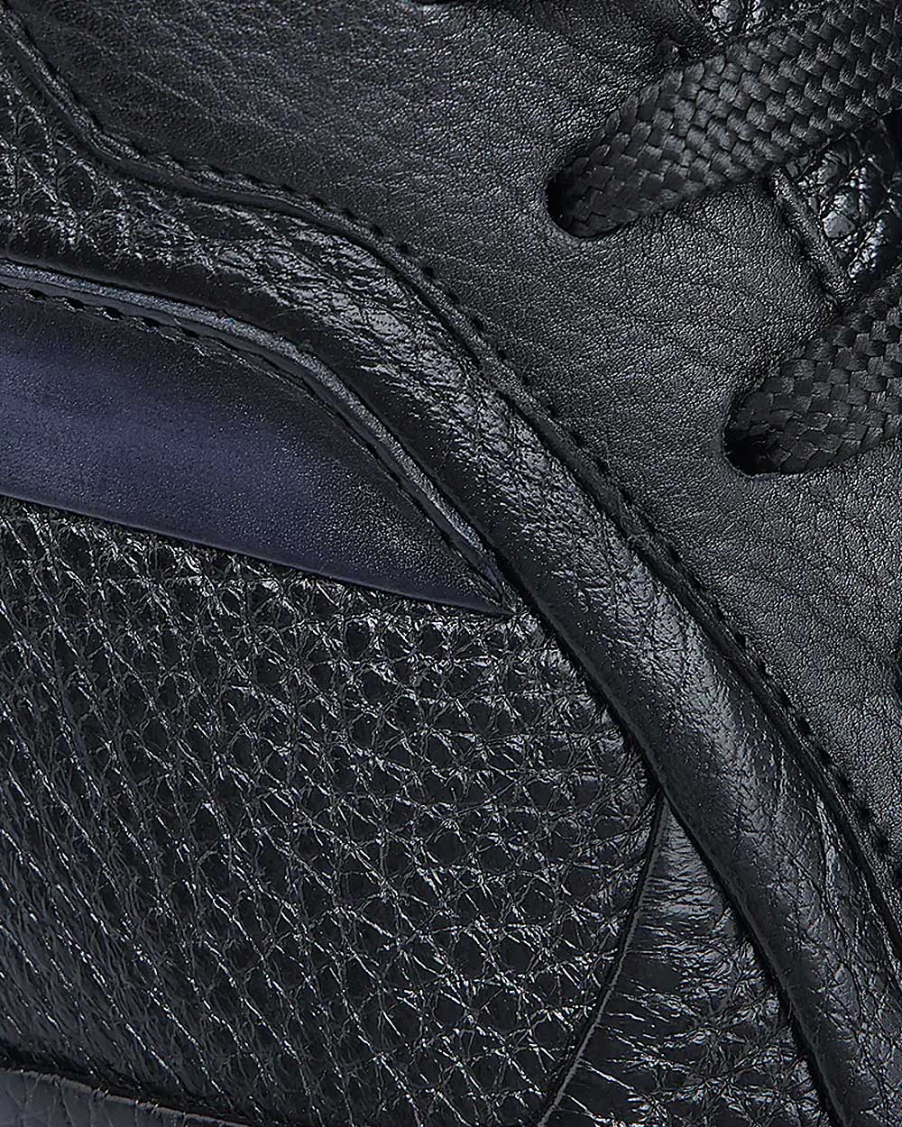 Black weightless sole bovine sneakers