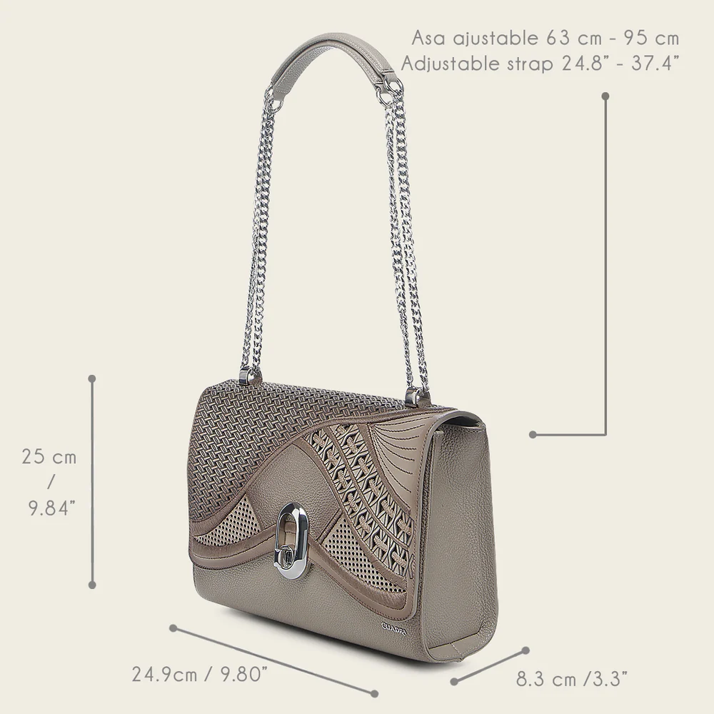 Luxury Women´s Beige Shoulder Bag in Bovine Leather 20 Luxury Women´s Beige Shoulder Bag in Bovine Leather