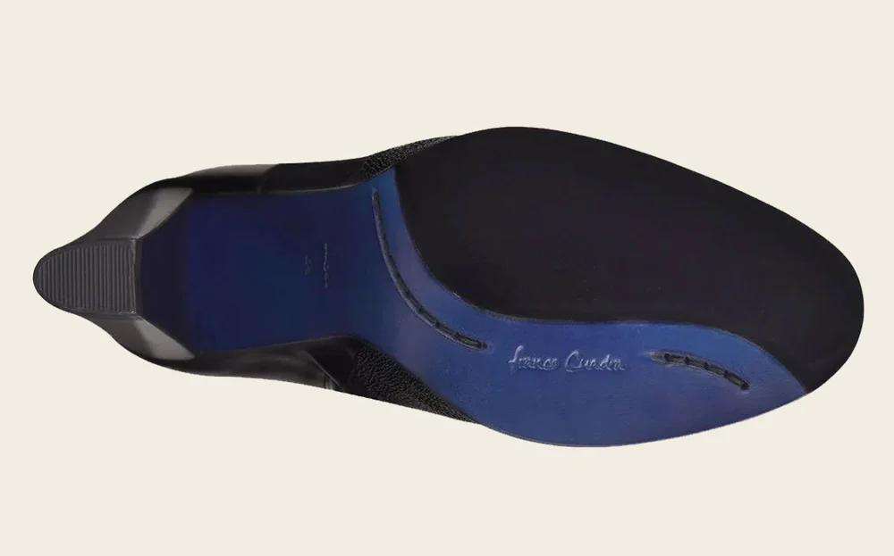 Ankle black stingray bootie 16 Ankle black stingray bootie