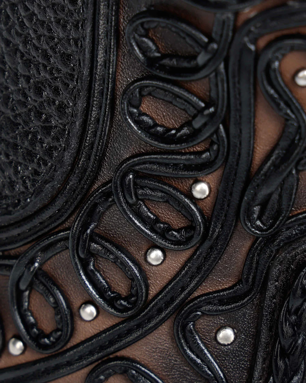 Women’s High Western Boot in Genuine Bovine Leather with Organic Embroidery