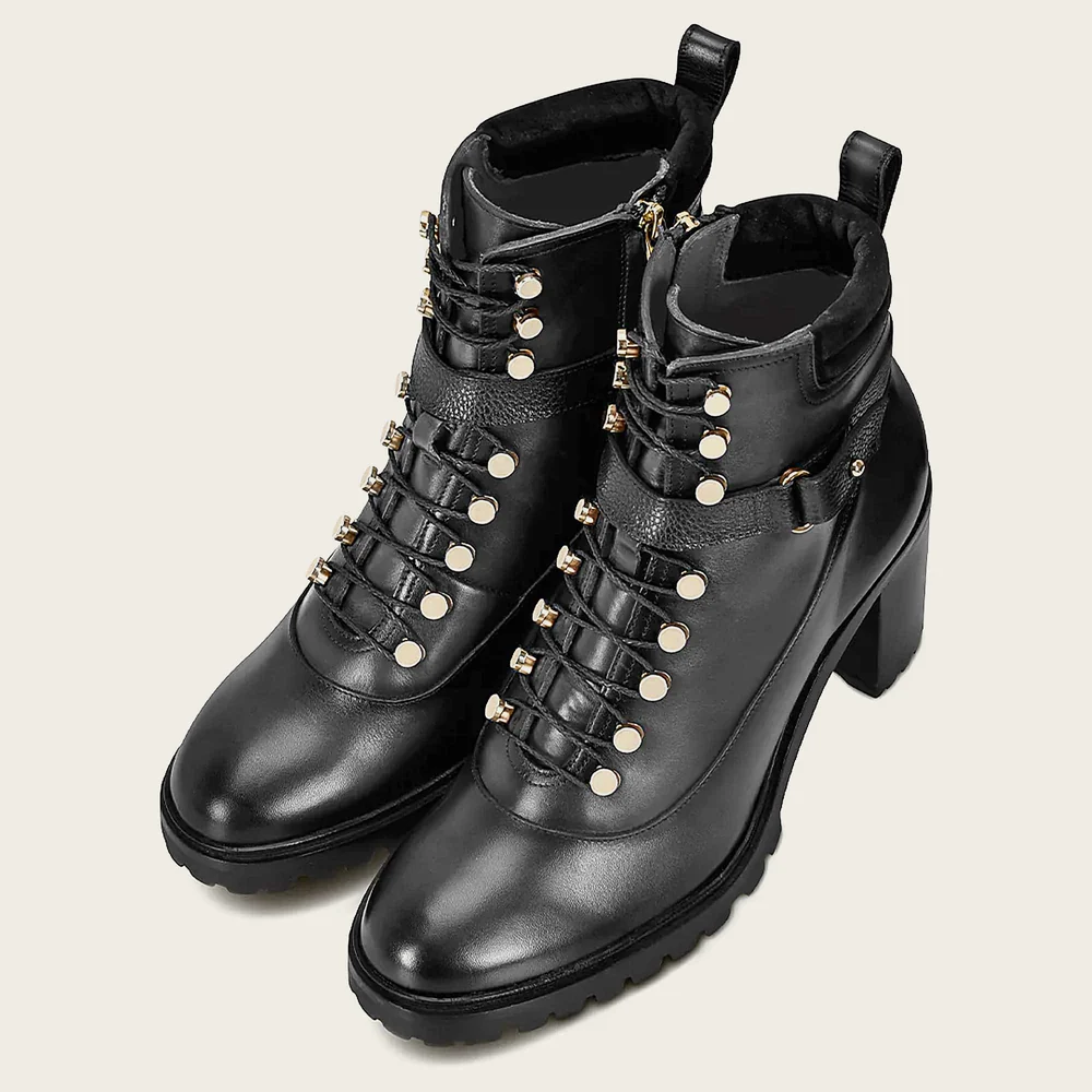 Ankle high heel black bootie